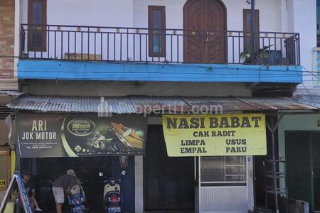 Dijual Rumah Poros Dekat Kampus UMM dan Wisata Sengkaling Malang (Cocok Buat Kost-kostan atau Usaha)