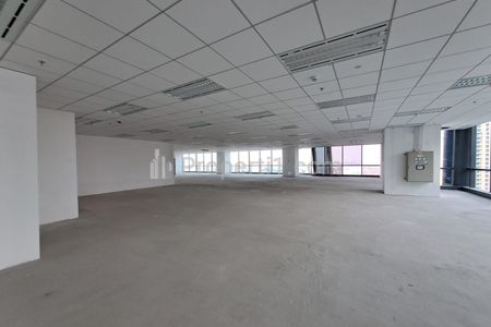 Disewakan Ruang Kantor Pakuwon Tower Kota Kasablanka Jakarta Selatan – 2.000 m2 Bare