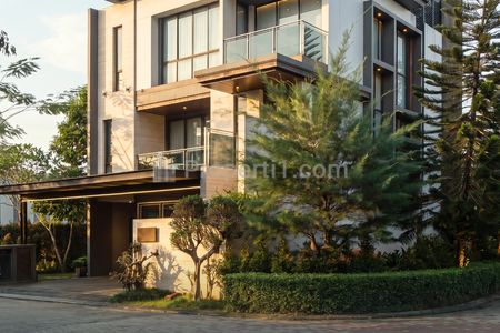 Dijual Rumah Mewah Siap Huni Luxury Furnished di Zora BSD City Tangerang