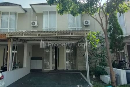 Dijual Rumah Cluster The Greenlake Citraland Surabaya LT 105m2 SHGB
