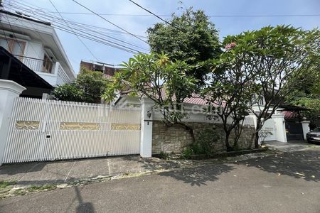 Dijual Rumah Cantik di Tebet Jakarta Selatan