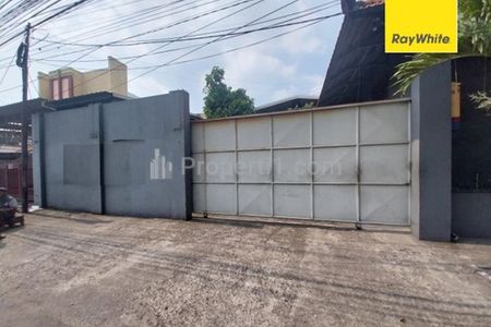 Dijual Gudang Strategis Jalan Raya Suko Sidoarjo LT 765m2 SHM