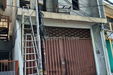 Dijual Ruko Strategis Kalirungkut Lor Surabaya LT 140m2 SHM