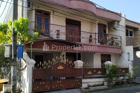 Jual Rumah 2 Lantai Semi Furnished Hook di Perumahan Semolowaru Elok Sukolilo Surabaya Timur SHM IMB Siap Huni