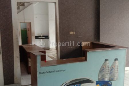 Sewa Ruko Gandeng Jalan Utama di Bintara Jaya, Bekasi Barat, Kota Bekasi, Jawa Barat
