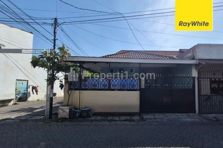 Dijual Rumah Strategis Lebak Timur Surabaya LT 105m2 SHM