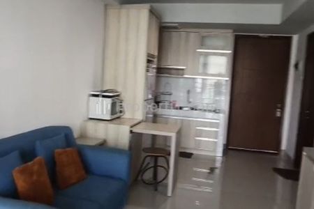 Tampak dalam 