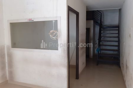 Jual/Sewa Ruko Pasar Pagi Lama, Jl. Perniagaan Timur, Roa Malaka, Tambora, Jakarta Barat