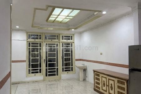 Dijual Rumah Citra Garden, Sudah Renovasi 2 Lantai di Kalideres Jakarta Barat