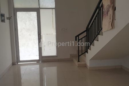 Disewakan Gudang Bizpark Daan Mogot Ukuran 9x32,5m Ada Office di Kalideres, Jakarta Barat