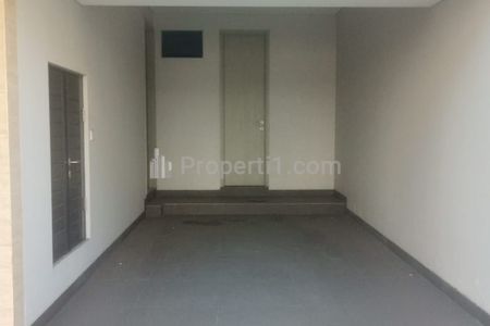 Disewakan Rumah Murah Bagus 3 Lantai di Asya Cluster Maninjau Jakarta Garden City Jakarta Timur Siap Huni Minimalis Modern
