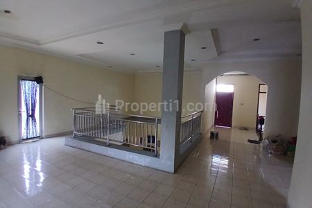 Jual Rumah BU di Bawah Pasaran di Komplek Batan Indah Serpong, Kademangan, Setu, Tangerang Selatan, Banten