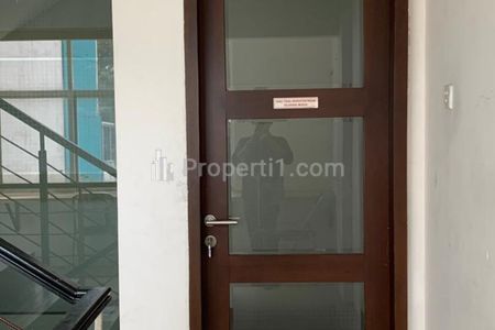 Disewakan Ruang Usaha / Kantor Lantai 2 Strategis Daerah Pasar Minggu