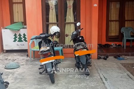 Dijual Rumah Second Strategis di Pondok Rajeg Cibinong Bogor