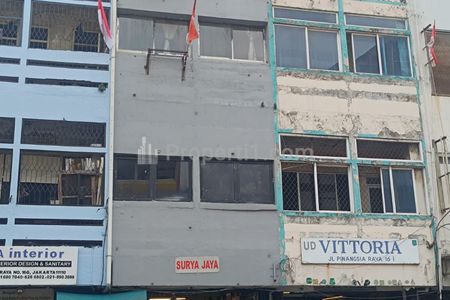 Dijual Ruko di Pinangsia Jakarta Pusat 4 Lantai dan SHM Nego Sampai Deal dan Bisa Langsung Usaha Terima Cuan Juga Direct Owner