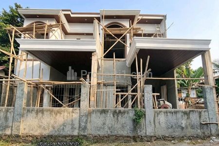 Dijual Rumah Baru Tahap Finishing Lokasi Dalam Komplek di Pondok Bambu, Jakarta Timur