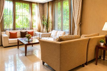 Dijual Rumah Posisi Hook dengan Lingkungan Ekslusif dan Bebas Banjir di Gading Park View Jakarta Utara