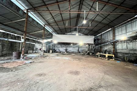 Disewakan Gudang 400 m2 Jl Mahendradatta Denpasar Bali