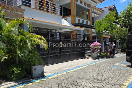 Dijual Rumah Siap Huni Bagus di Pondok Maritim Balas Klumprik Dekat Wiyung Surabaya Barat