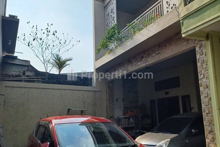 Jual Rumah Siap Huni 2 Lantai di Cipayung Jaktim Dekat ke Stasiun LRT Harjamukti