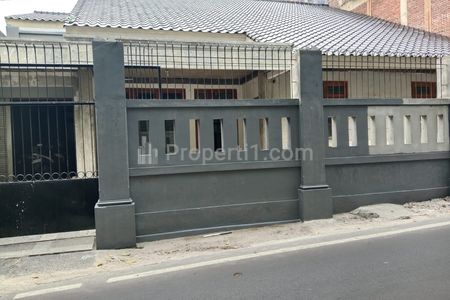 Sewa Rumah 2 Lantai Baru Renov dekat Mall PIM, Gandaria Utara, Kebayoran Baru, Jakarta Selatan
