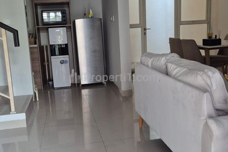 Disewakan Rumah Murah Full Furnished 2 Lantai di Cluster South Mississippi Jakarta Garden City Jakarta Timur Siap Huni Minimalis Modern