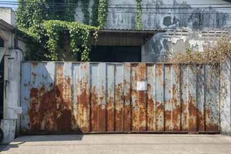 Dijual Gudang Lelang di Kebraon Karangpilang Surabaya Barat LT 430m2 SHM