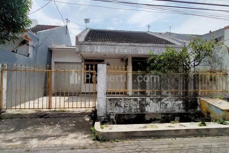 Dijual Rumah Hitung Tanah di Kutisari, Dekat dengan CITO Mall dan Akses Tol Waru, Surabaya Selatan