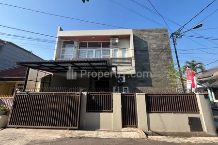 Jual Rumah di Bawah Appraisal Bank Luas Kamar Banyak Harga Murah di Margacinta Buahbatu Bandung