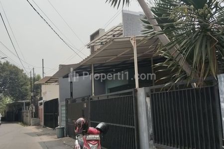 Disewakan Rumah Lokasi Strategis Dekat Kampus UPN Limo, Depok