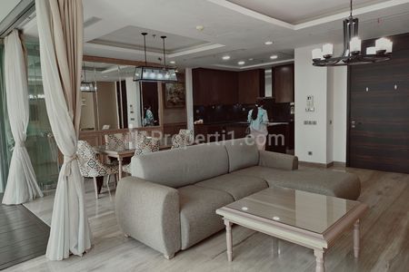 Dijual Apartemen Kemang Village Residences Tower Bloomington 3+1 BR 220 m2 Furnished