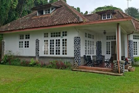 Dijual Murah Villa dan Tanah Dekat Puncak Pass