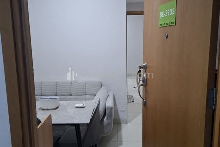 Tampak Dalam arah masuk