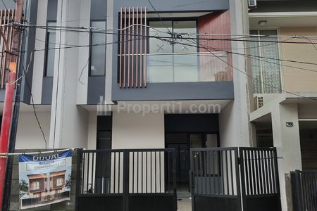 Dijual Rumah Baru di Mulyosari Utara Surabaya