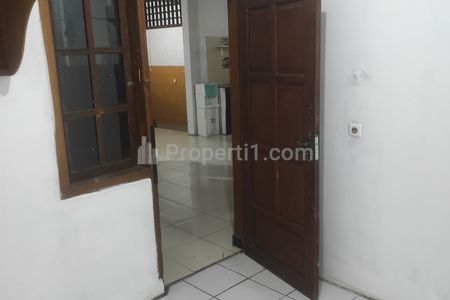 Disewakan Rumah Strategis Sarijadi Bandung