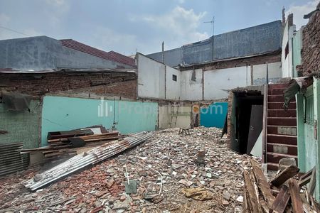 Jual Tanah Siap Bangun di Dalam Komplek Pasar Minggu, Jakarta Selatan - LT 120m2 & Hadap Selatan