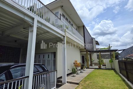 Dijual Rumah Cantik Griya Loka Jl Aster BSD Siap Huni