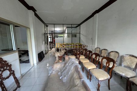 Dijual Ruko Gandeng 4 Tingkat di Komplek Merbau Mas Jalan Iskandar Muda - Medan