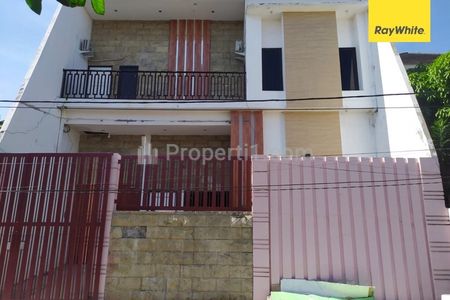 Dijual Rumah Lelang Griyo Amartha Saronojiwo Surabaya Timur LT 300m2 SHM