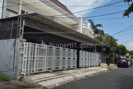 Sewa Rumah Jalan Utama Wisma Permai Selangkah Galaxy Mall, Kampus Unair C Surabaya Timur - Cocok Jadi Hunian / Kantor / Kursus / Praktek Dokter