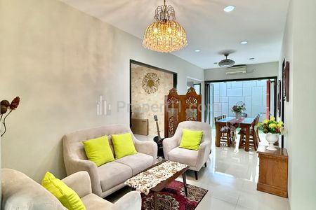 Sewa Rumah Siap Huni di Pondok Labu, Jakarta Selatan - 4+1 Kamar Tidur, Full Furnished