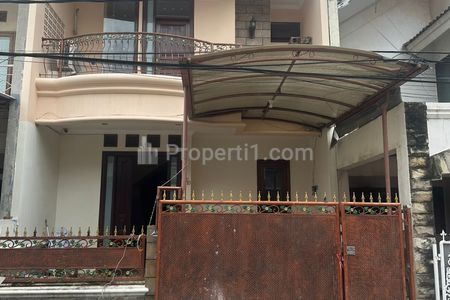 Dijual Rumah Bagus 2 Lantai di Gading Griya Lestari Jakarta Utara