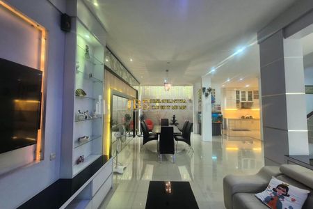 Dijual Rumah Villa Lux Siap Huni Fully Furnish Komplek Evergreen (Amal - Sunggal)