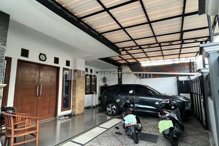 Disewakan Rumah Dalam Komplek Dekat Tol Kukusan di Beji, Depok