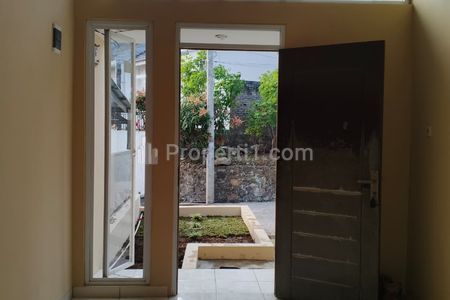 Dijual Rumah Strategis di Ujung Berung Bandung