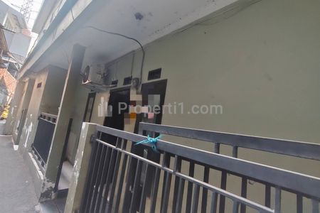 Jual Rumah Kost-kostan 15 Pintu Hampir Full di Rawa Badak Koja Jakarta Utara Dekat ke MOI Kelapa Gading