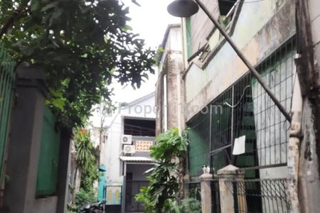 Jual Rumah Kost-kostan 6 Pintu di Kemanggisan Jakarta Barat Dekat Kampus Binus