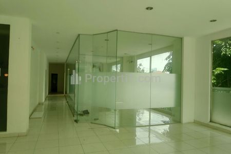 Sewa Office Space Konsep Plaza Area Kemang Raya, Bangka, Mampang Prapatan, Jakarta Selatan