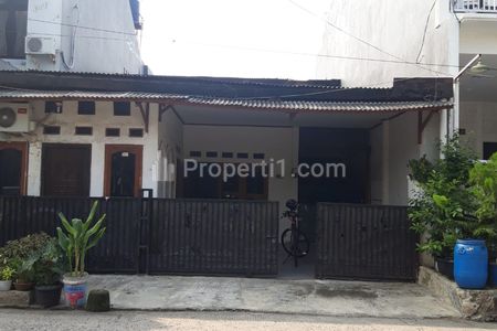 Dijual Rumah Bagus Pinggir Jalan Strategis di Sukmajaya, Depok