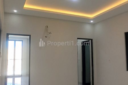 Dijual Rumah Baru Dian Istana Surabaya Barat Row Jalan 3 Mobil